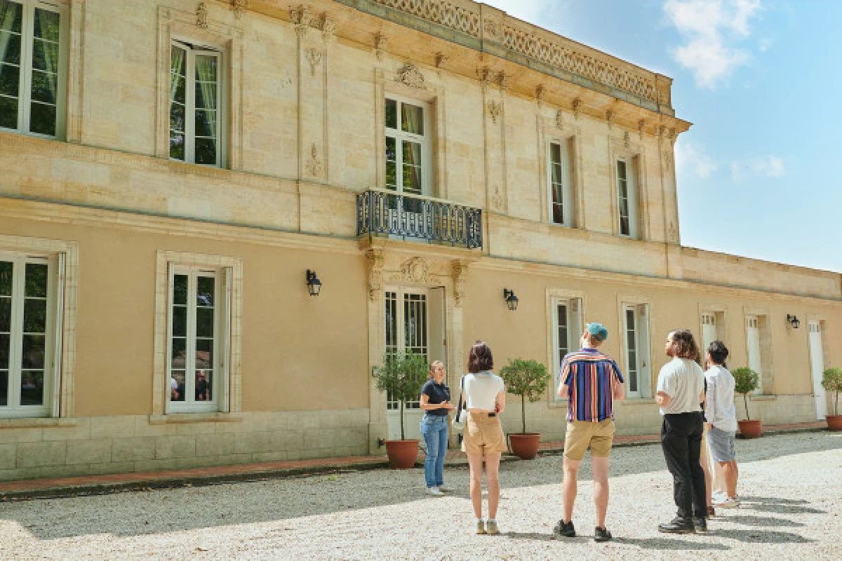 Visit & Tasting - Château Haut Breton Larigaudière - Vignerons Indépendants